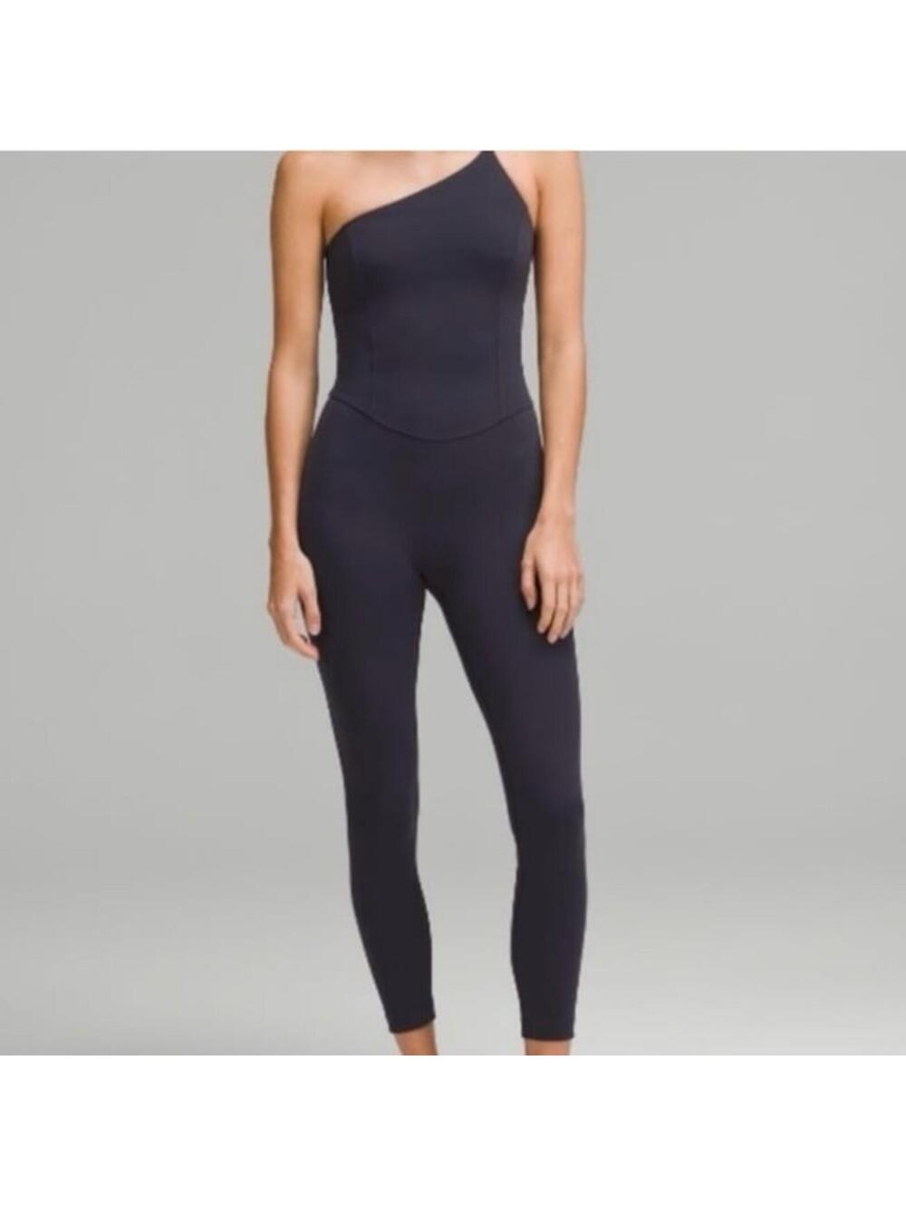 lululemon athletica SmoothCover
One-Shoulder Bodysuit 25" size 6